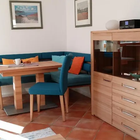 7 Im Fischerhaus Wintergarten Und Terrasse Mit Strandkorb * Sellin (Rugen)