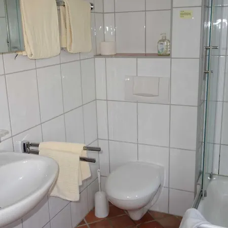 Apartment 7 Im Fischerhaus Mit Wintergarten Und Terrasse