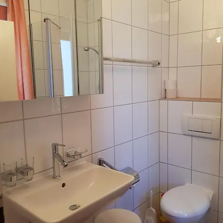 Apartament 7 Im Fischerhaus Wintergarten Und Terrasse Mit Strandkorb Sellin (Rugen)