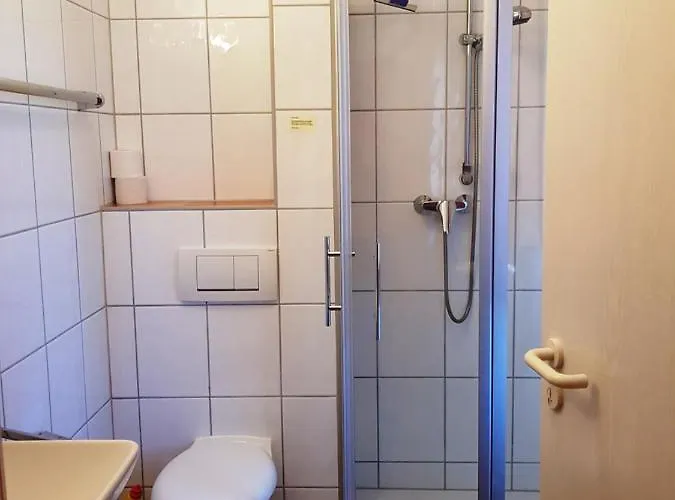 7 Im Fischerhaus Wintergarten Und Terrasse Mit Strandkorb Апартаменти Sellin (Rugen)