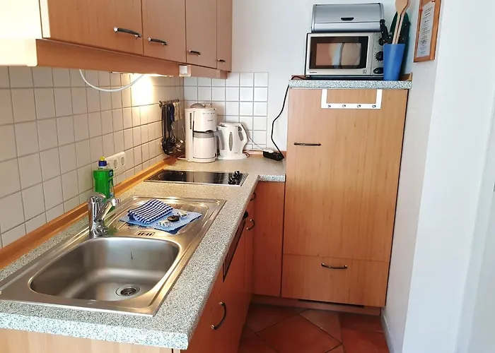 7 Im Fischerhaus Wintergarten Und Terrasse Mit Strandkorb *